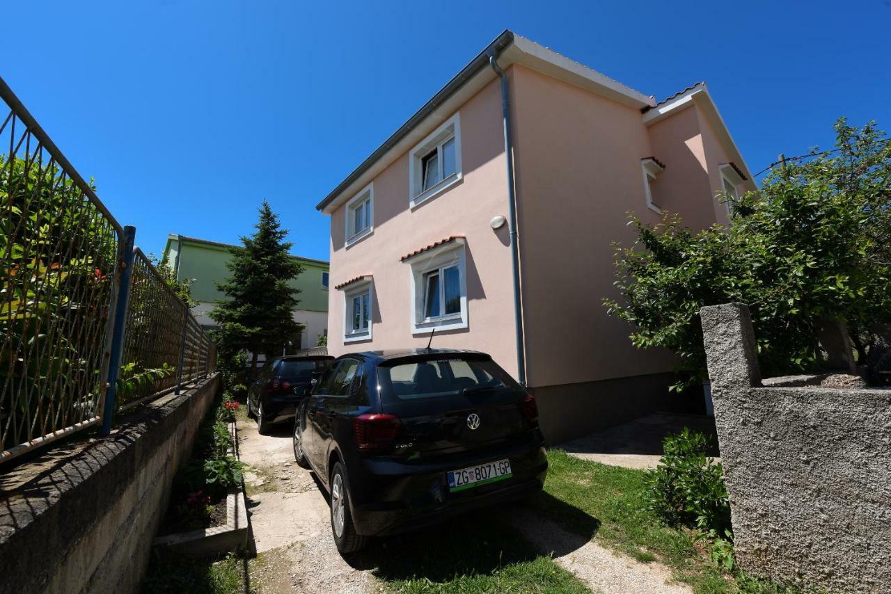 Monika - Private Terrace & Parking *